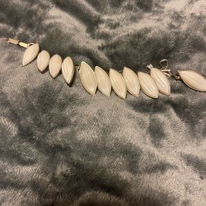 Dangle Bracelet Plastic Leaves Vintage